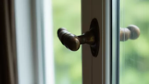 Czy klamki do okien są uniwersalne