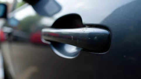 Koszt wymiana klamki w samochodzie Rybnik